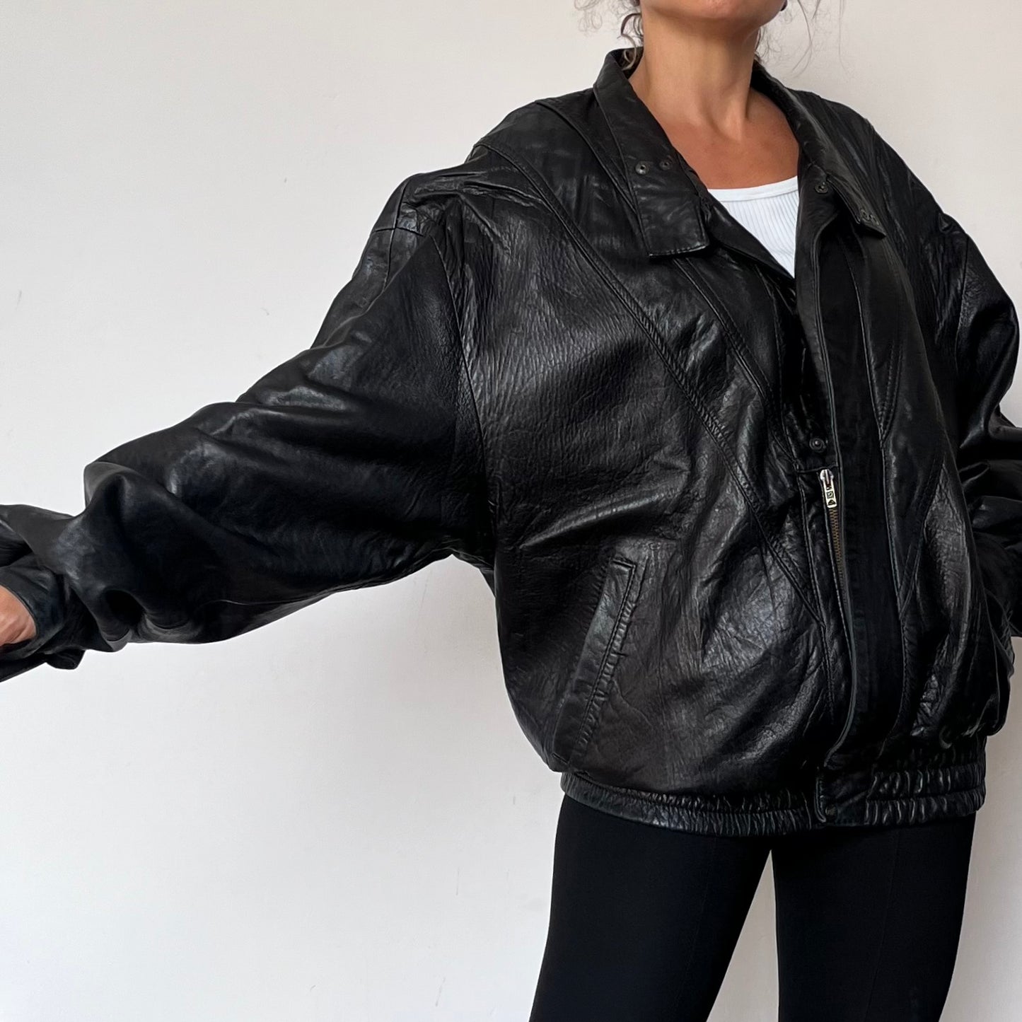 Vintage Bomber black leather jacket