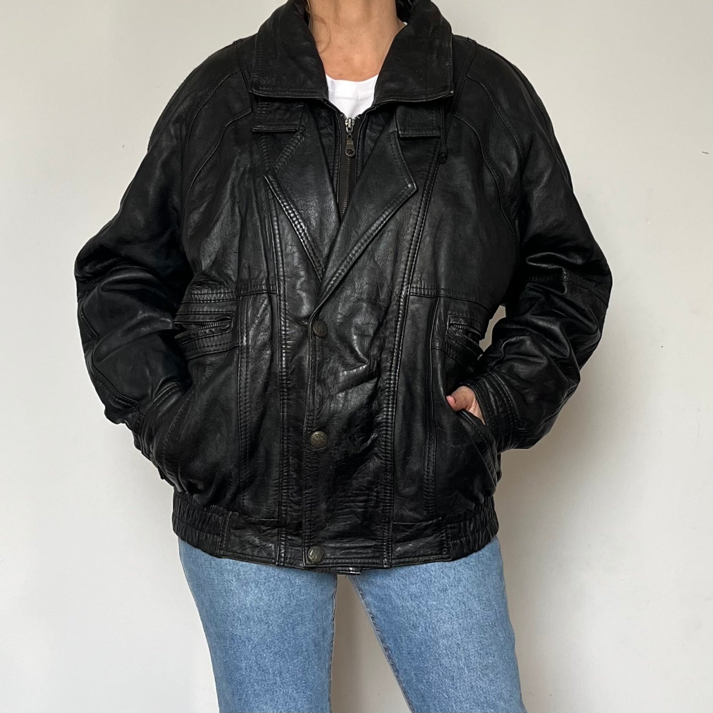 Vintage Bomber black leather jacket