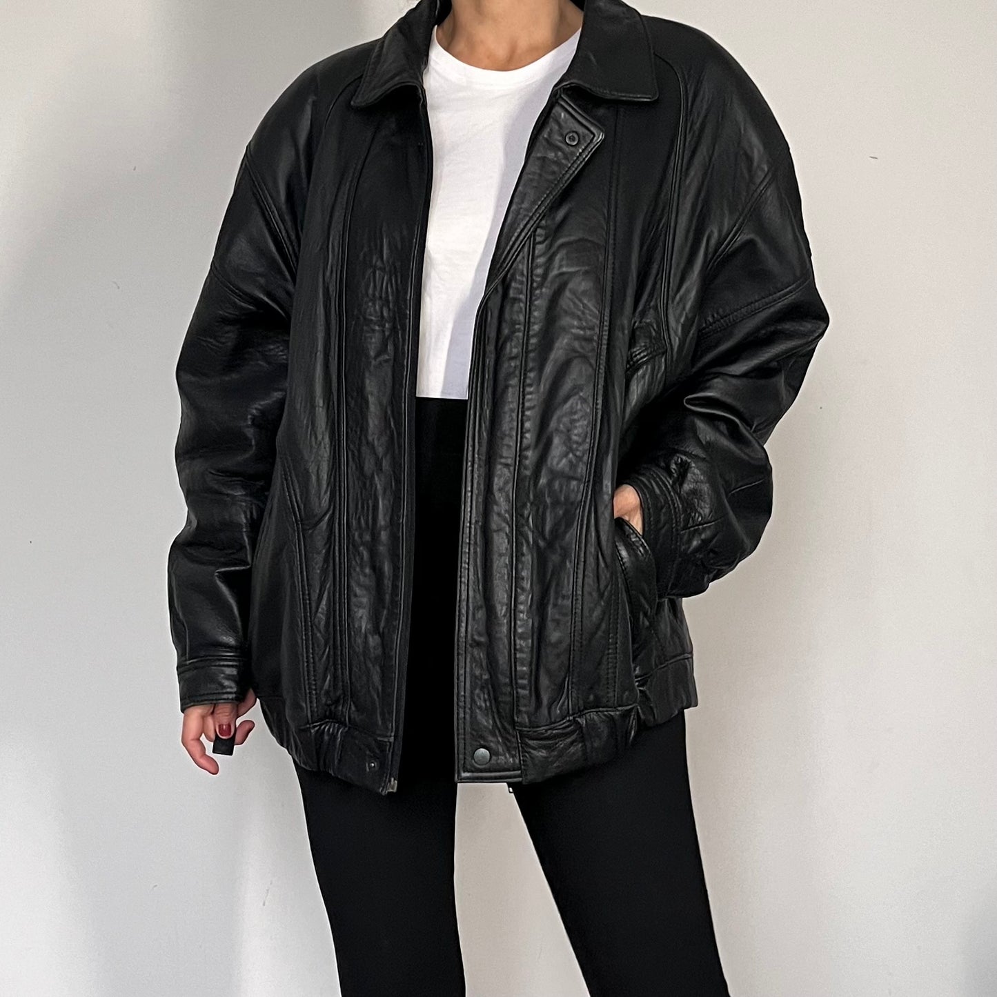 Vintage Bomber black leather jacket