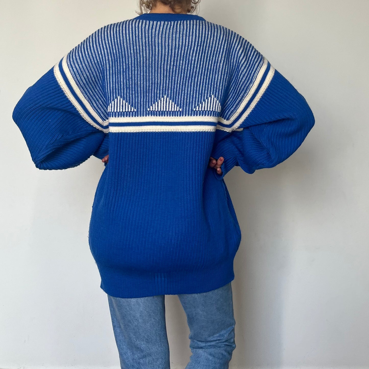 Vintage woman geometric blue wool Sweater