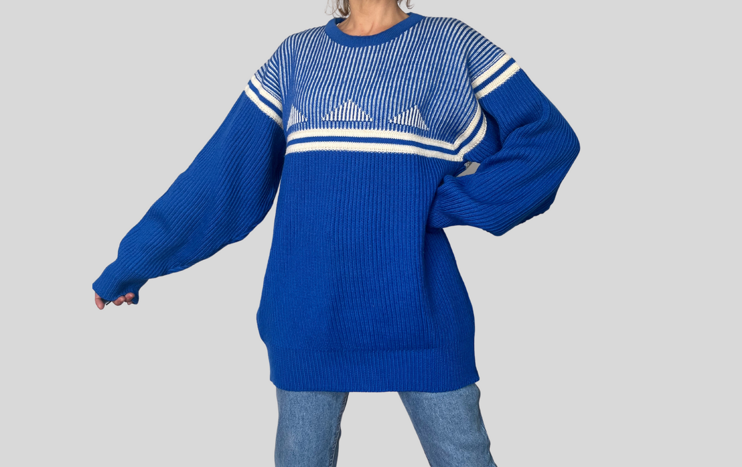 Vintage woman geometric blue wool Sweater