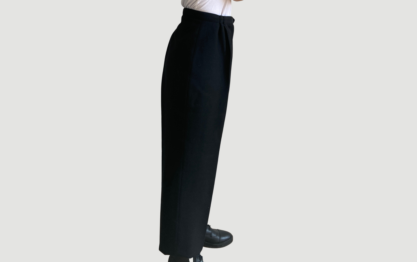 Black wool pants