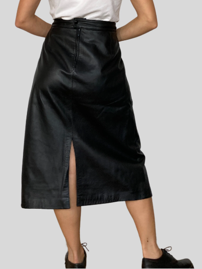Old stock leather skirt with pockets