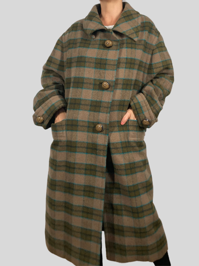 Luxury wool Overcoat