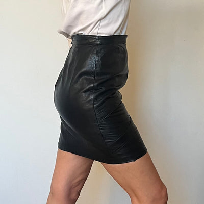 Vintage mini leather skirt