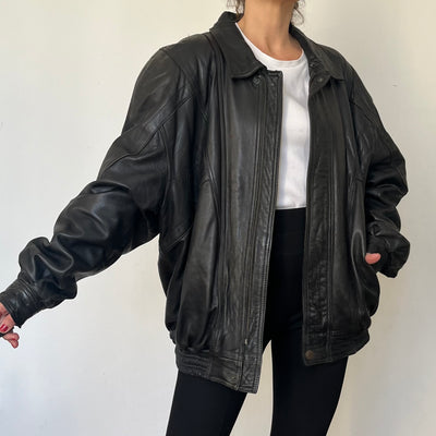 Vintage Black Leather Bomber Jacket